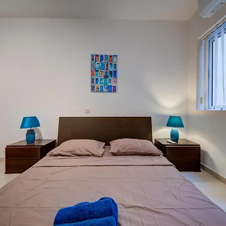 Saint Julians Spacious 公寓